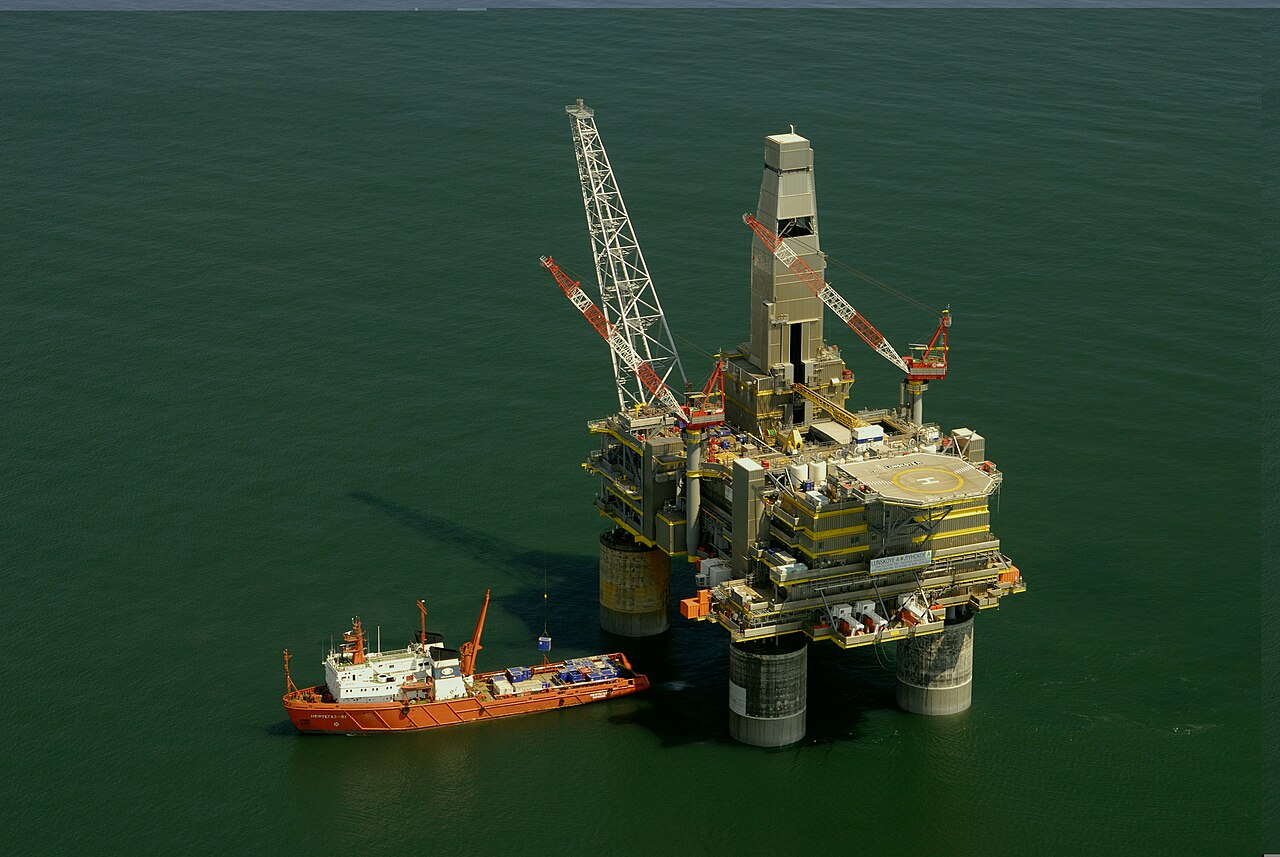 Tullow Completes $300M Debt Refinancing at Improved Terms